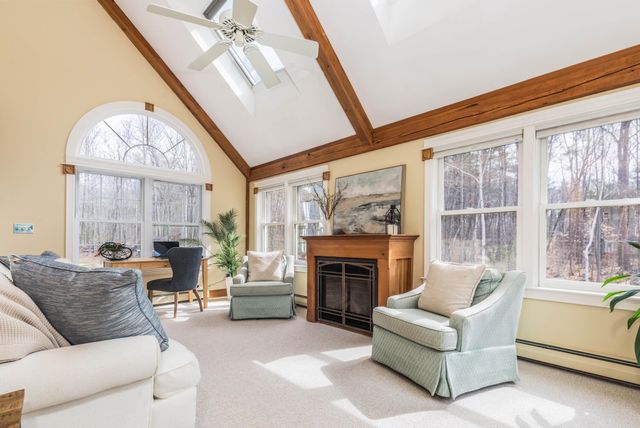 21 Shearwater Street, Durham, NH 03824