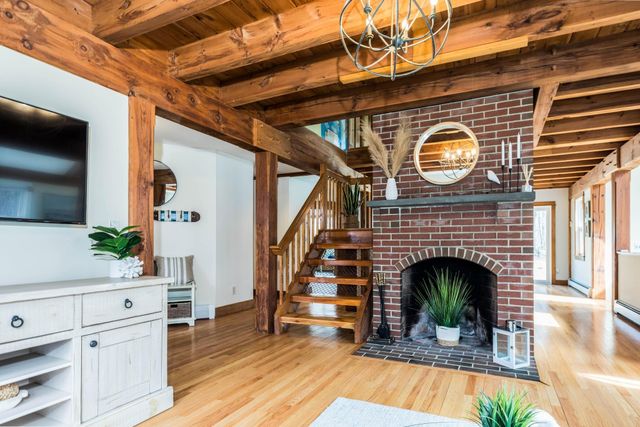 21 Shearwater Street, Durham, NH 03824