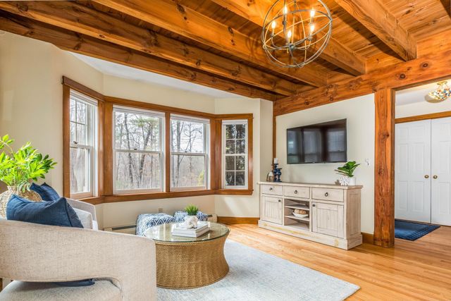 21 Shearwater Street, Durham, NH 03824