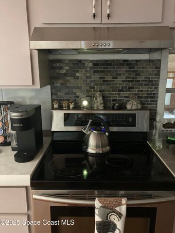 338 Holiday Park Boulevard NE, Palm Bay, FL 32907