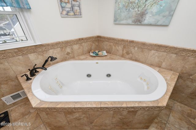 815 Michelle Court, Lanoka Harbor, NJ 08734