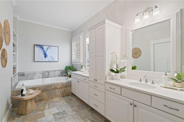 7020 Round Road, Cumming, GA 30040