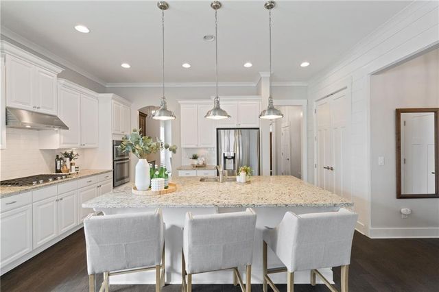 7020 Round Road, Cumming, GA 30040