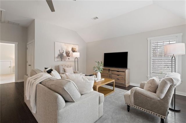 7020 Round Road, Cumming, GA 30040