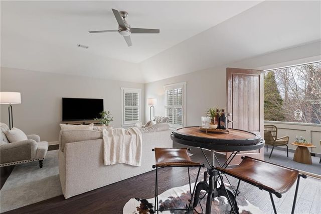 7020 Round Road, Cumming, GA 30040