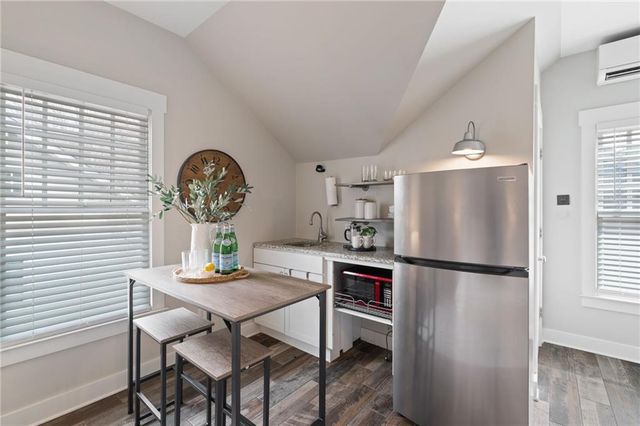 7020 Round Road, Cumming, GA 30040