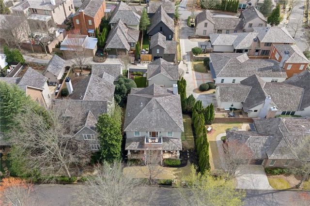 7020 Round Road, Cumming, GA 30040