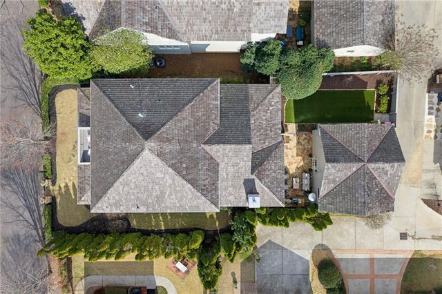 7020 Round Road, Cumming, GA 30040