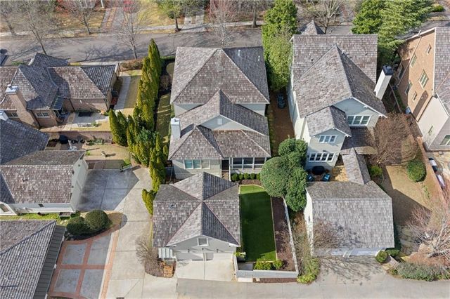 7020 Round Road, Cumming, GA 30040