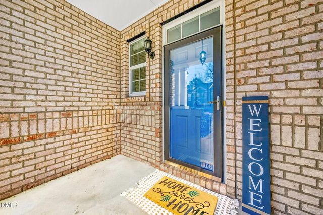 318 Longchamp Lane, Cary, NC 27519