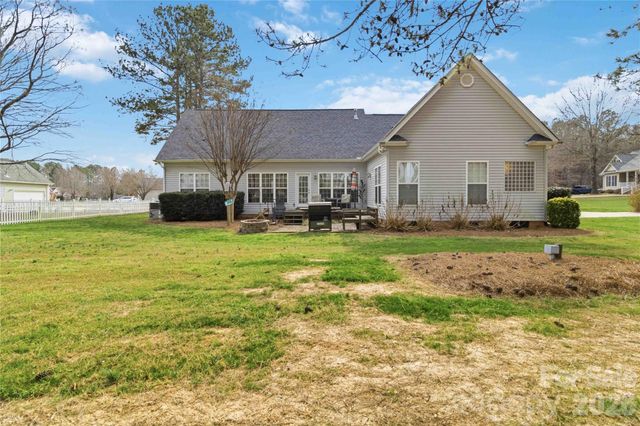2140 Dolly Rose Drive, York, SC 29745