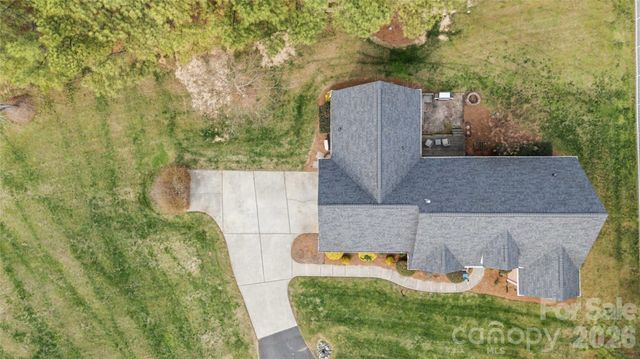 2140 Dolly Rose Drive, York, SC 29745