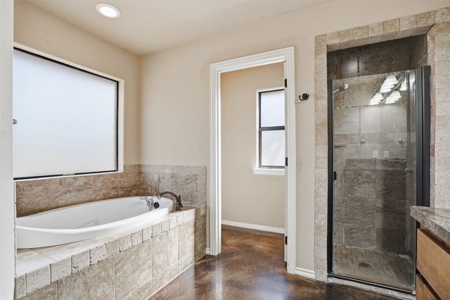 1700 Flagstone Court, Granbury, TX 76049