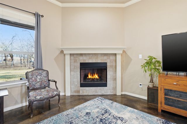 1700 Flagstone Court, Granbury, TX 76049