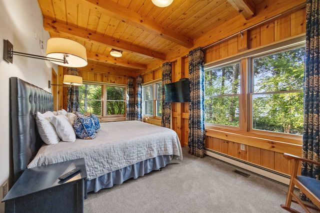 10 Edgewater Drive, Moultonborough, NH 03254