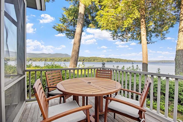 10 Edgewater Drive, Moultonborough, NH 03254