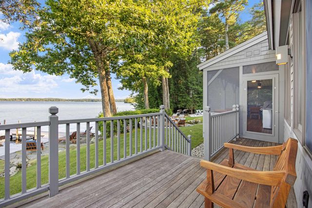 10 Edgewater Drive, Moultonborough, NH 03254