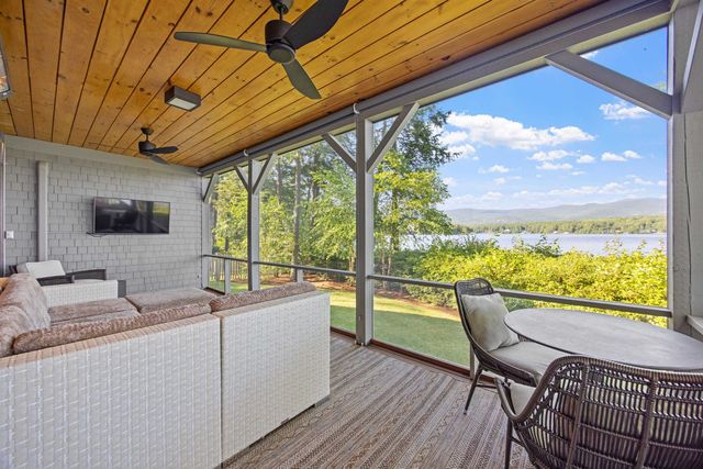 10 Edgewater Drive, Moultonborough, NH 03254
