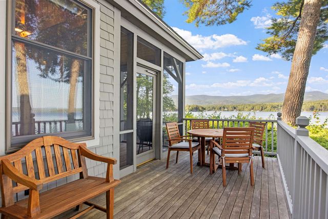 10 Edgewater Drive, Moultonborough, NH 03254
