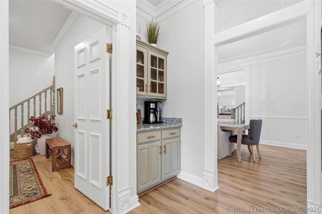 6716 E 117th Place S, Bixby, OK 74008