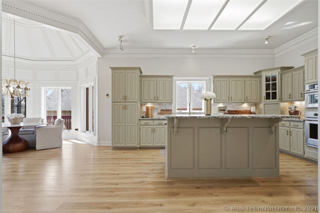 6716 E 117th Place S, Bixby, OK 74008