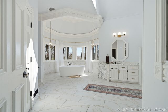 6716 E 117th Place S, Bixby, OK 74008