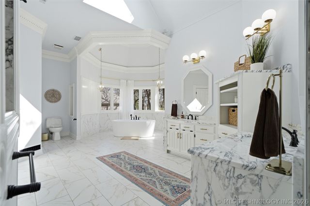 6716 E 117th Place S, Bixby, OK 74008