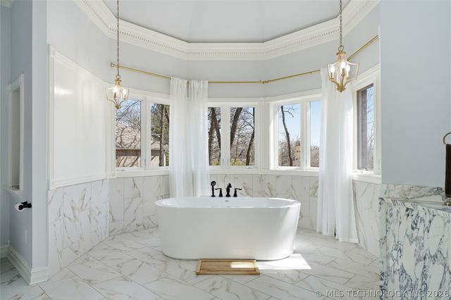 6716 E 117th Place S, Bixby, OK 74008