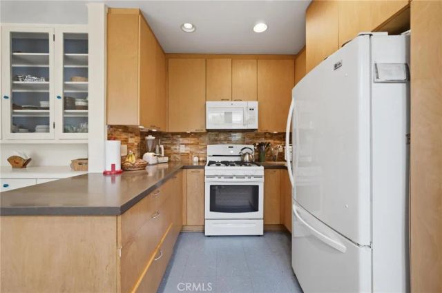 1441 Scott Avenue, Los Angeles, CA 90026
