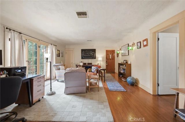 1441 Scott Avenue, Los Angeles, CA 90026