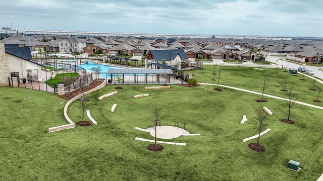 15901 Tottenhall Pass, Fort Worth, TX 76247