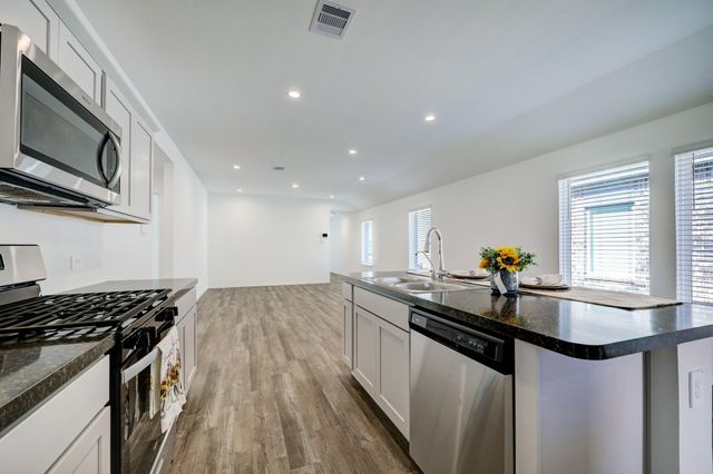 5314 Castlebury Meadows Drive, Spring, TX 77373