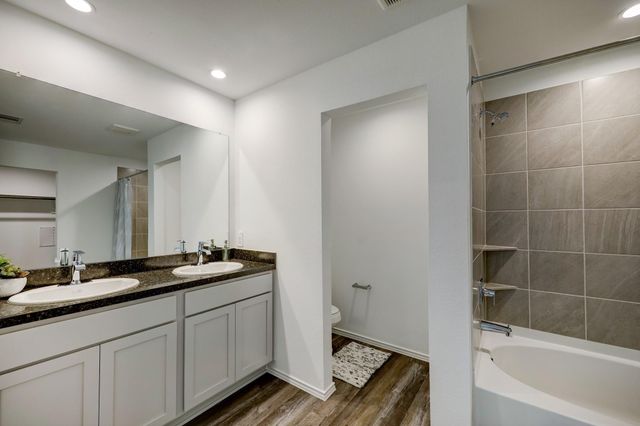 5314 Castlebury Meadows Drive, Spring, TX 77373