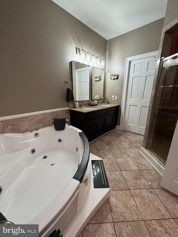 3632 BAY DR, Middle River, MD 21220