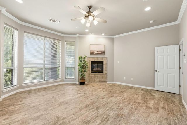 686 Cattlebaron Parc Drive, Fort Worth, TX 76108