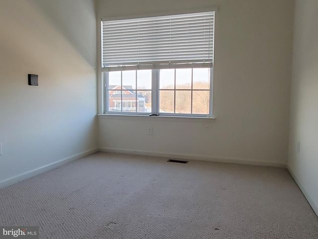 327 LENAPE WAY, Claymont, DE 19703