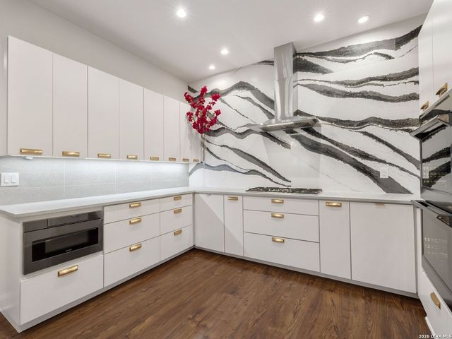 230 Dwyer Ave Unit 701, San Antonio, TX 78204