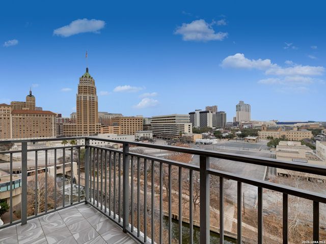 230 Dwyer Ave Unit 701, San Antonio, TX 78204