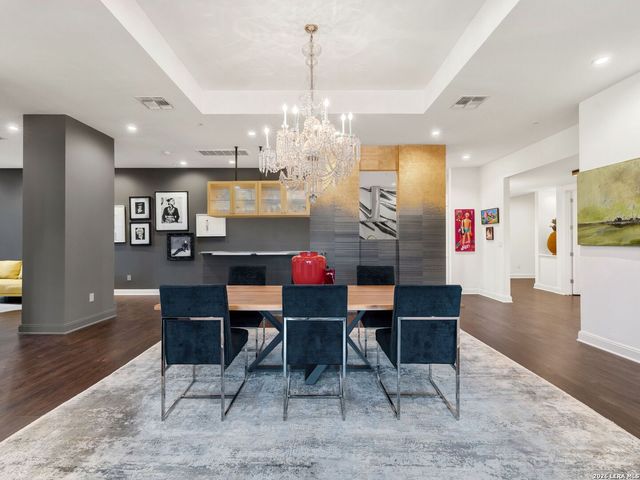 230 Dwyer Ave Unit 701, San Antonio, TX 78204