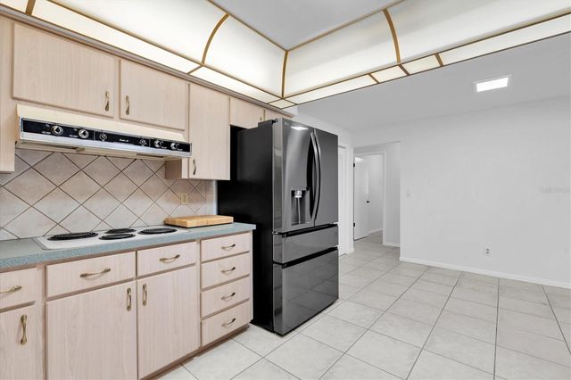 6733 122ND STREET, Seminole, FL 33772