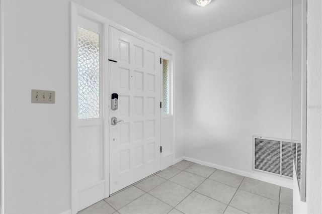 6733 122ND STREET, Seminole, FL 33772