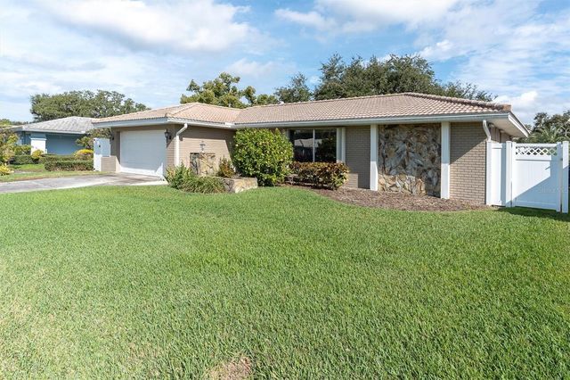 6733 122ND STREET, Seminole, FL 33772