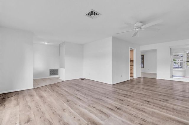 6733 122ND STREET, Seminole, FL 33772