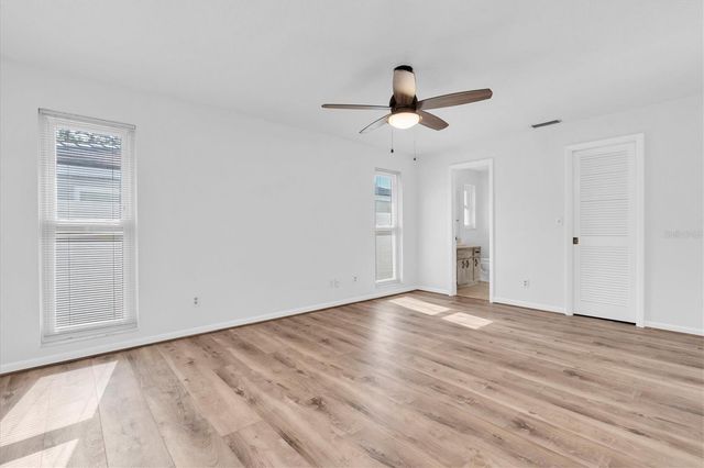 6733 122ND STREET, Seminole, FL 33772