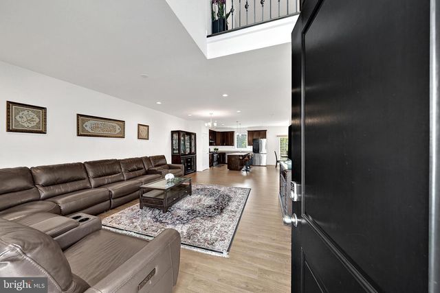 26 MISTY MEADOW LN, Hamilton, NJ 08619