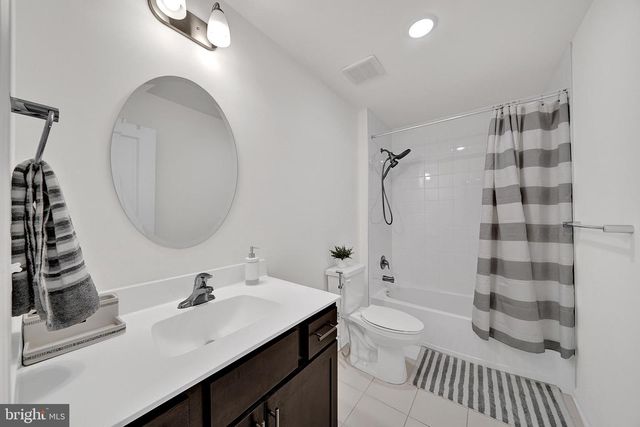 26 MISTY MEADOW LN, Hamilton, NJ 08619