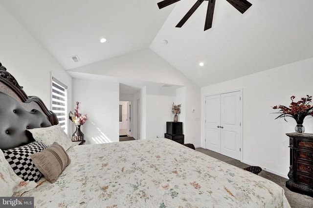 26 MISTY MEADOW LN, Hamilton, NJ 08619