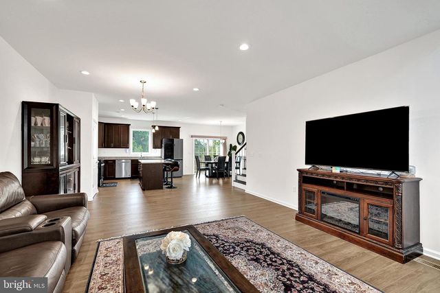 26 MISTY MEADOW LN, Hamilton, NJ 08619