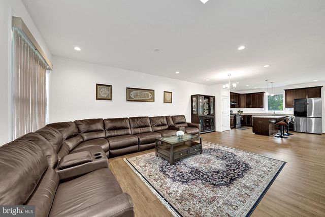 26 MISTY MEADOW LN, Hamilton, NJ 08619