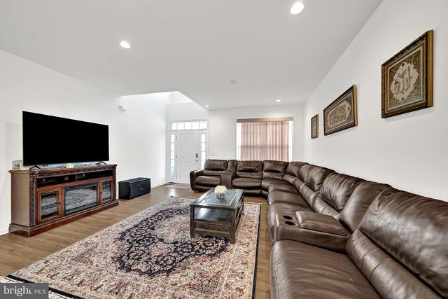 26 MISTY MEADOW LN, Hamilton, NJ 08619